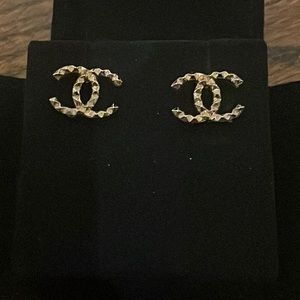 AUTHENTIC CHANEL EARRINGS